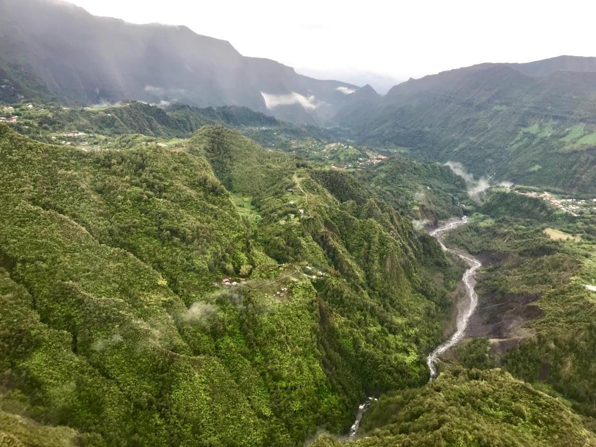 Lounge des hauts 3 maisons à L'étang-Salé sans vis à vis avec vue panoramique Océan et Montagne Exterior foto