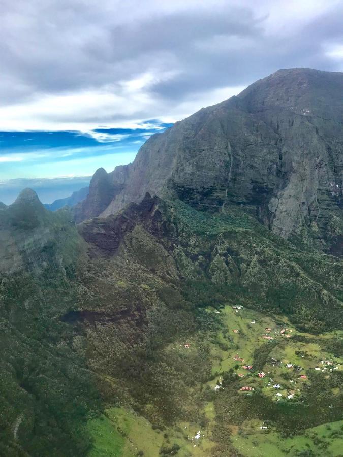 Lounge des hauts 3 maisons à L'étang-Salé sans vis à vis avec vue panoramique Océan et Montagne Exterior foto